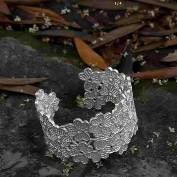 Three-Leaf Embroidered Lace Hollow Silver Flower Wide Bracelet Adjustable