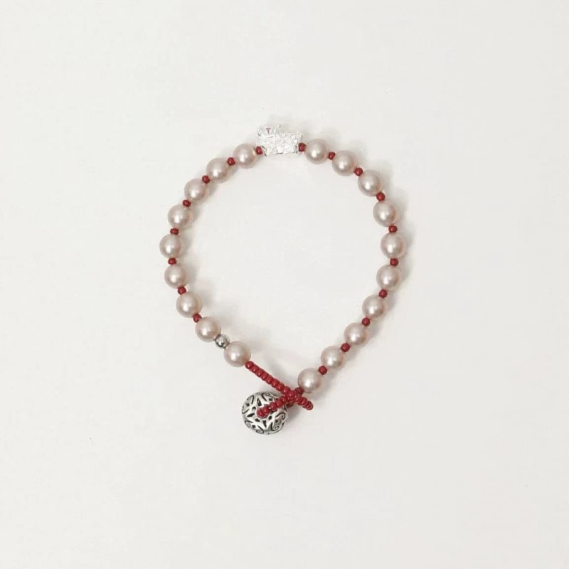 Women'S High-End Red Floating White Bracelet